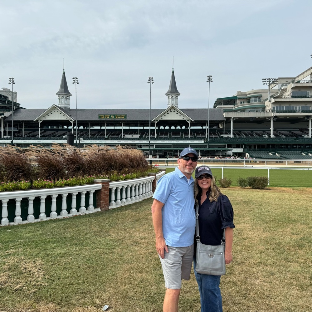 Posh Ambassador, Michele - Picture 5 of 11